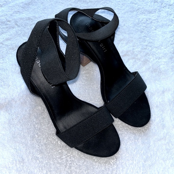 Madden Girl Black Stretch Block Heel Sandal - Picture 5 of 5